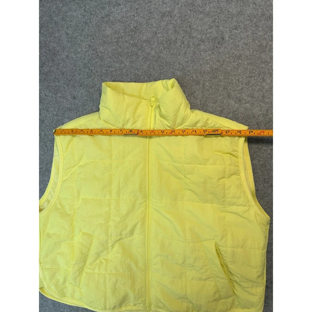 Thread & Supply Quilted Puffer Vest‎ Medium Yellow Full Zip Lightweight
